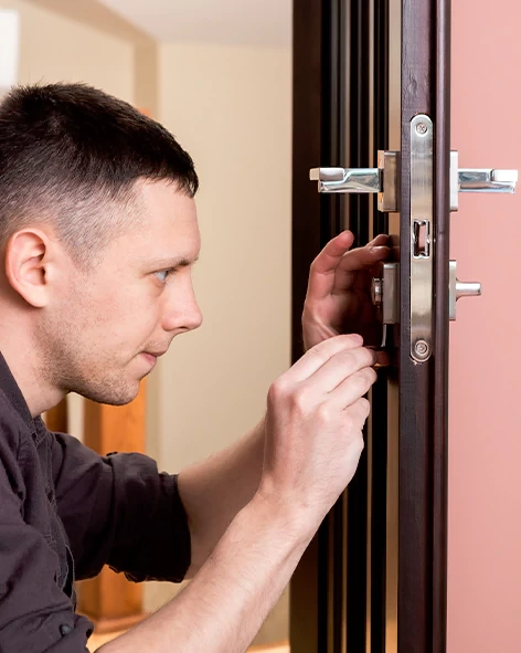 : Professional Locksmith For Commercial And Residential Locksmith Services in Westminster, CA