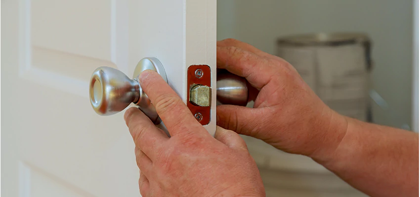 AAA Locksmiths For lock Replacement in Westminster, California
